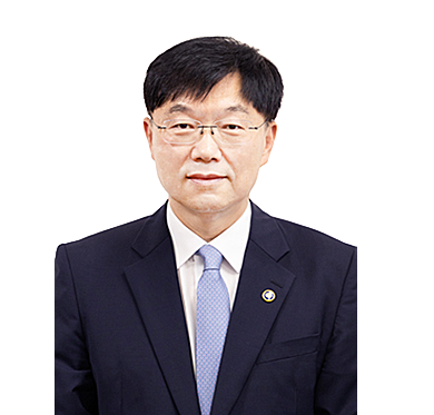 Commissoiner Ahn, Hyung jun